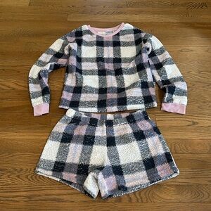 Art Class Girl’s Plaid Pajama Set - Size XL